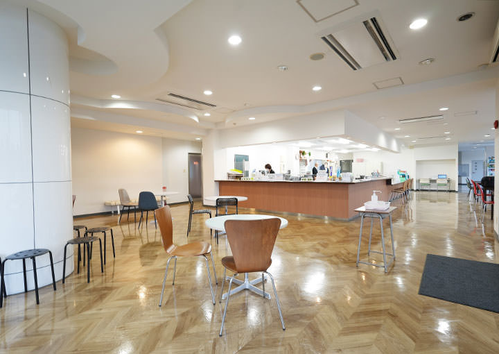 ロビー・ホール